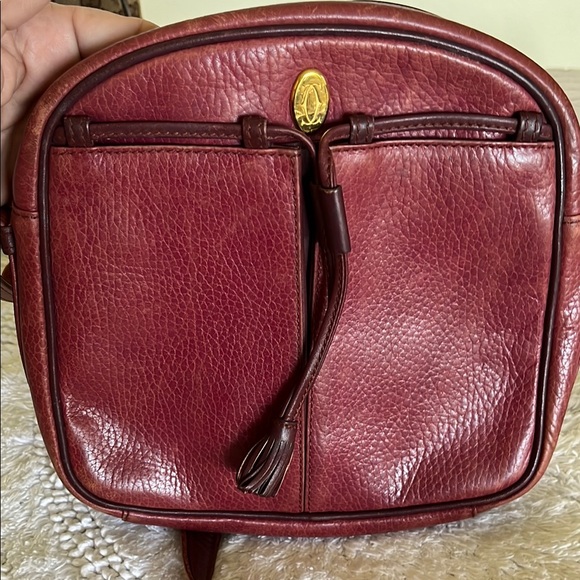 Cartier Crossbody Bag with Textured Leather and Zip Closure. Preloved